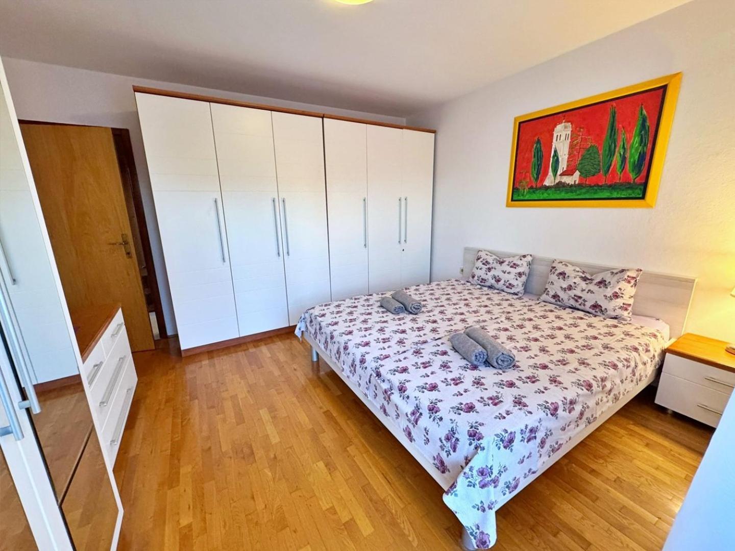Apartments Katarina Малинска Экстерьер фото