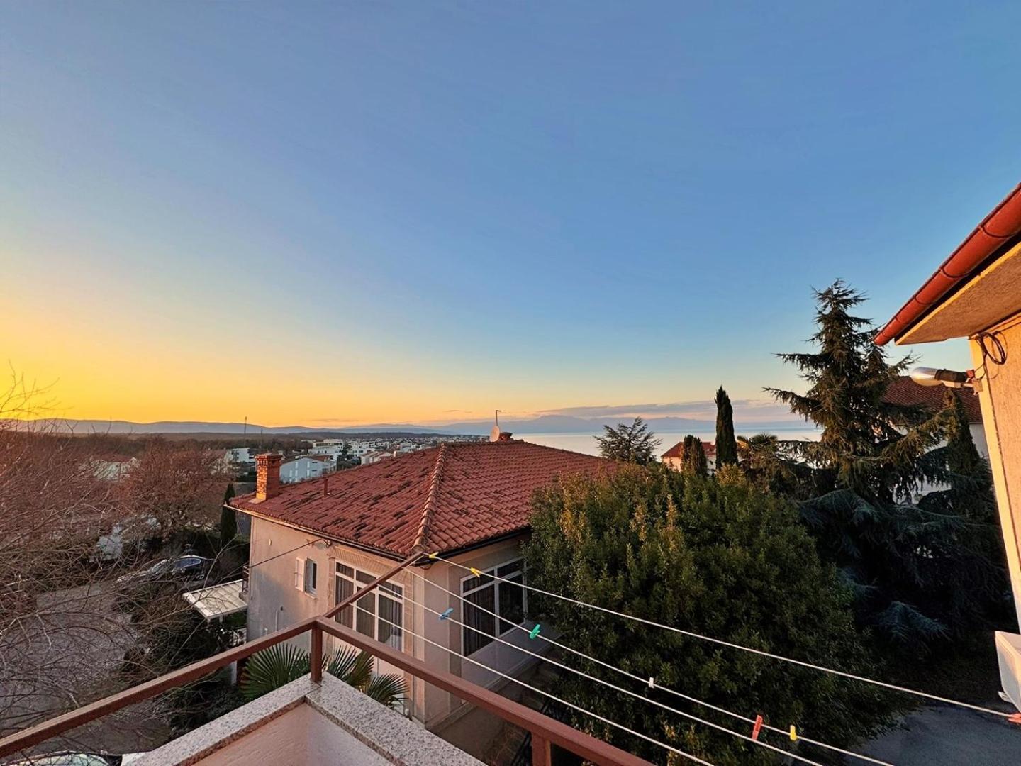Apartments Katarina Малинска Экстерьер фото
