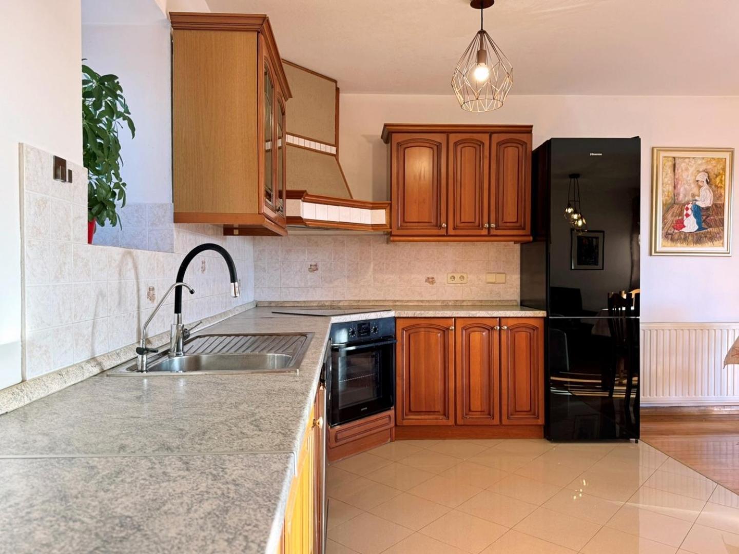 Apartments Katarina Малинска Экстерьер фото
