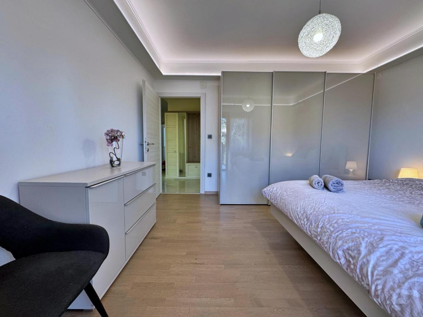 Apartments Katarina Малинска Экстерьер фото