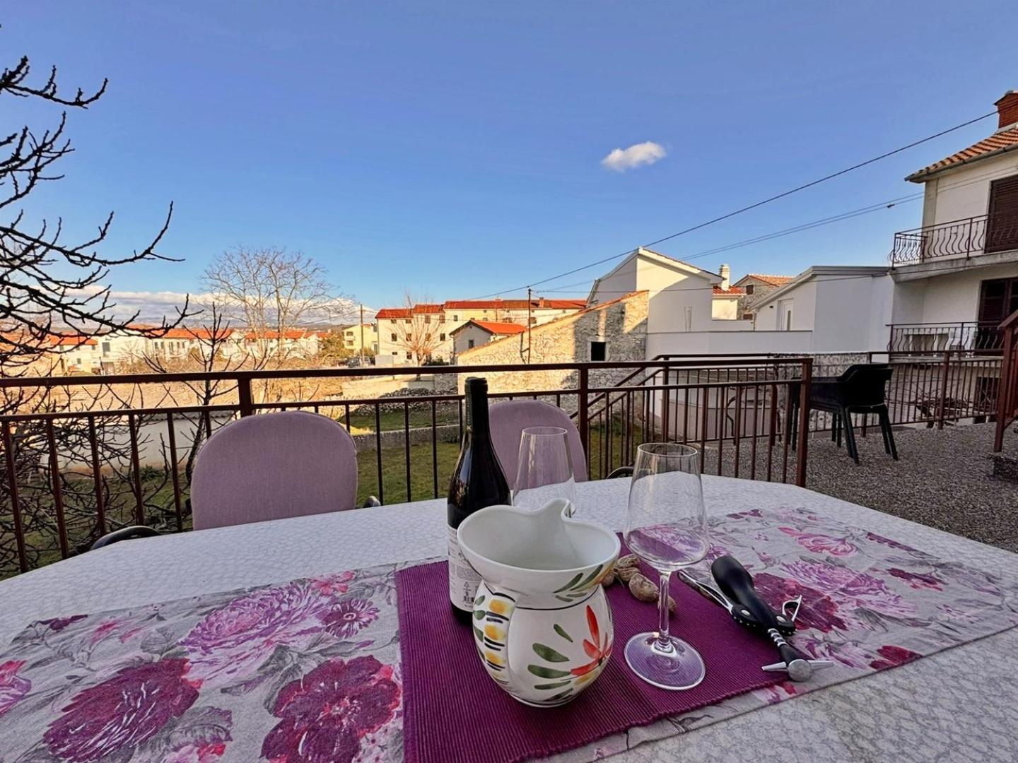 Apartments Katarina Малинска Экстерьер фото
