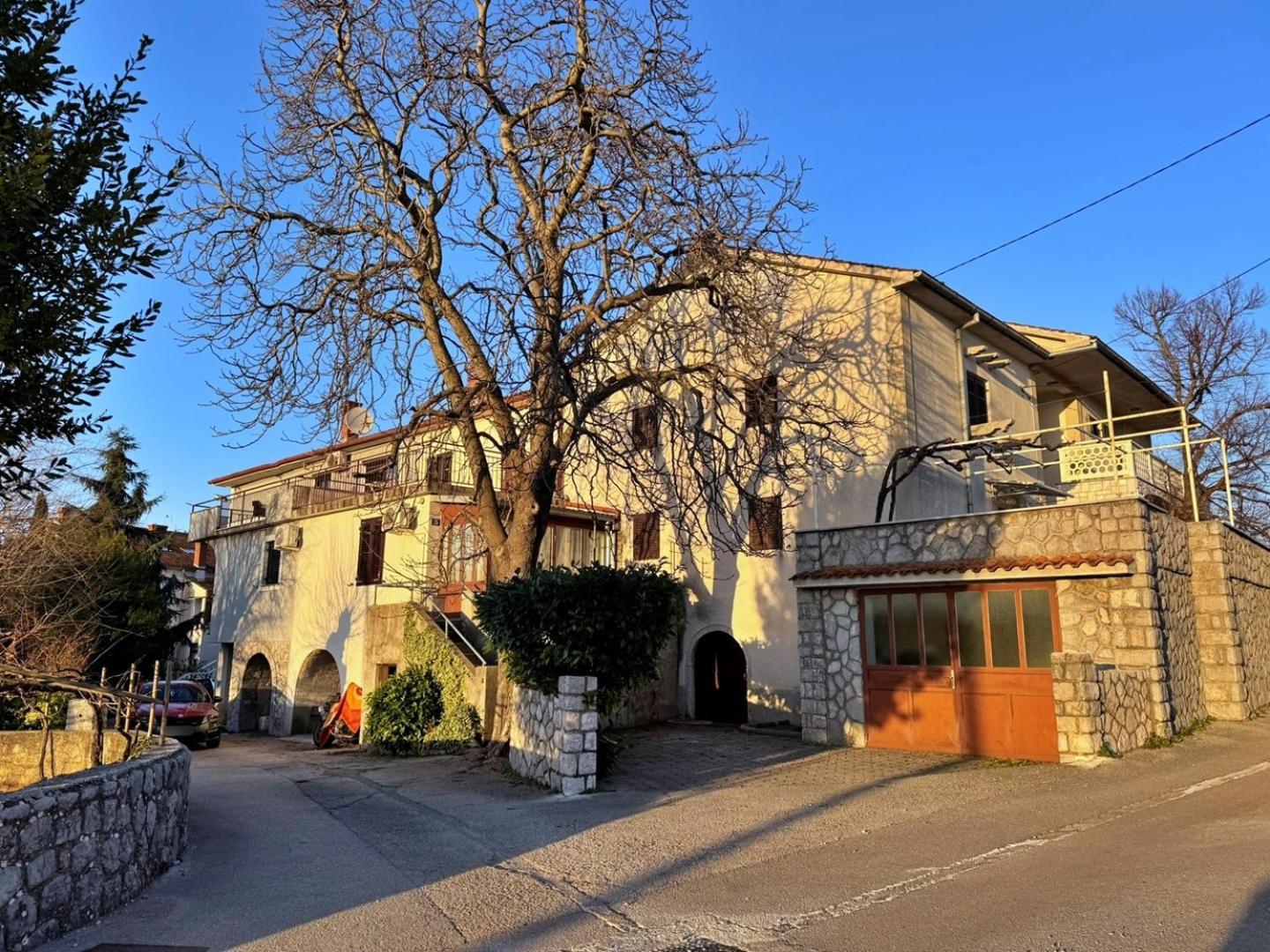 Apartments Katarina Малинска Экстерьер фото